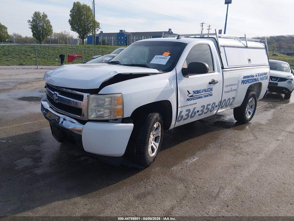 1GCEC14CX7E538175 2007 CHEVROLET SILVERADO 1500 photo no. 2