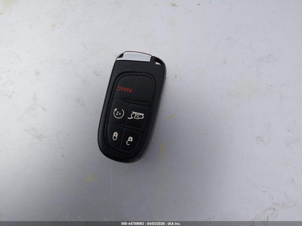 1C4PJMDB1JD570730 2018 JEEP CHEROKEE photo no. 11
