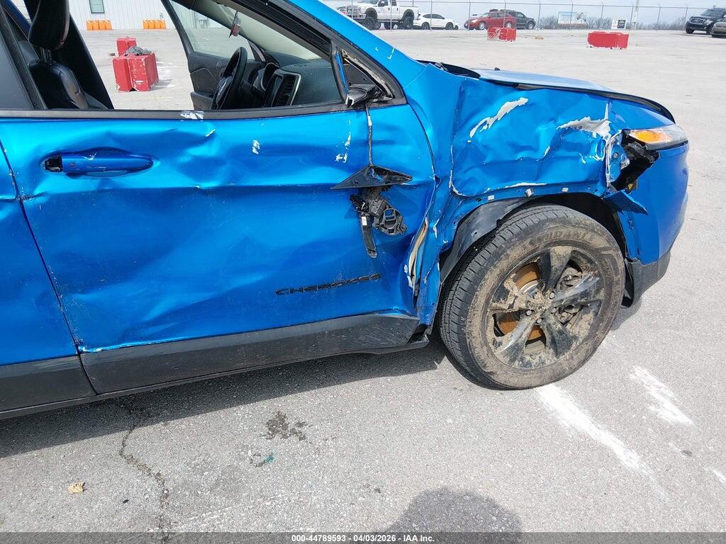 1C4PJMDB1JD570730 2018 JEEP CHEROKEE photo no. 6