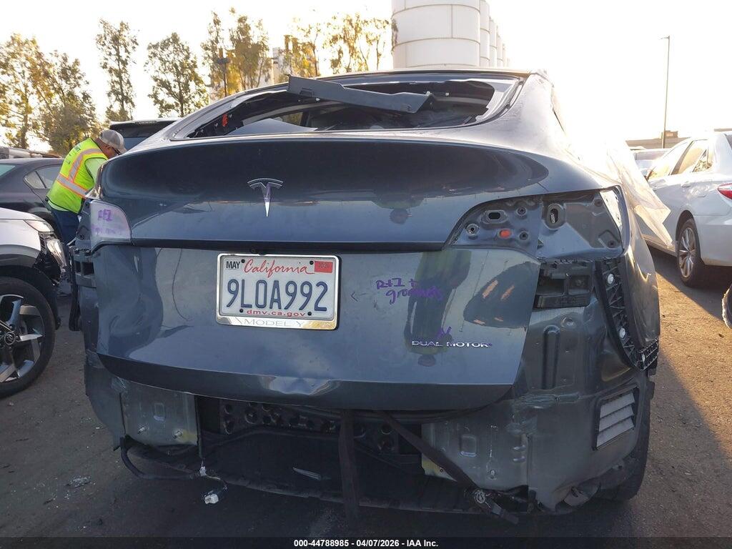 5YJYGAEE8MF180134 2021 TESLA MODEL Y photo no. 6
