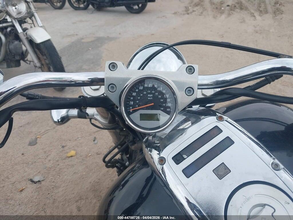 1HFSC46053A106463 2003 HONDA VTX1800 photo no. 7