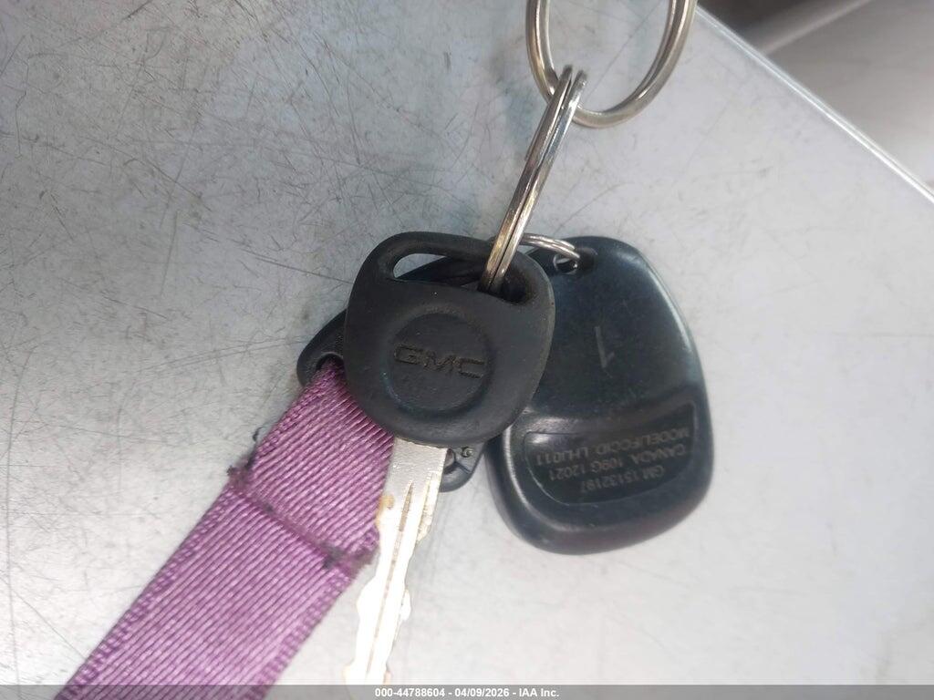 1GKEC13Z14R323217 2004 GMC YUKON photo no. 11