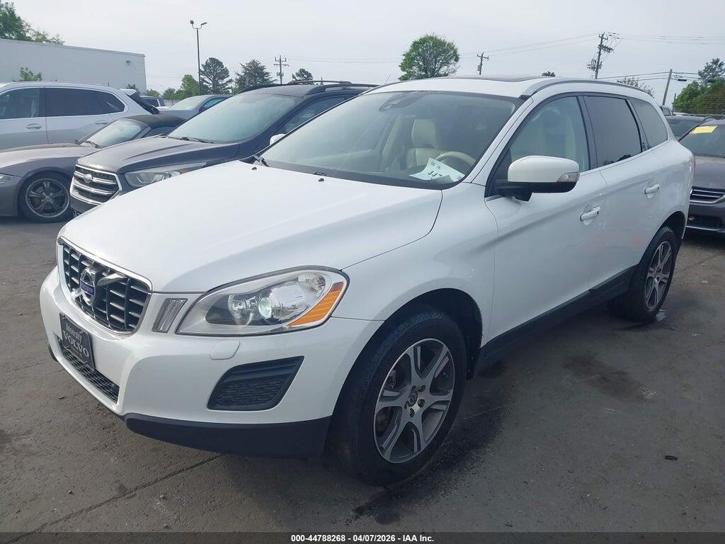 YV4902DZ0D2377219 2013 VOLVO XC60 photo no. 2