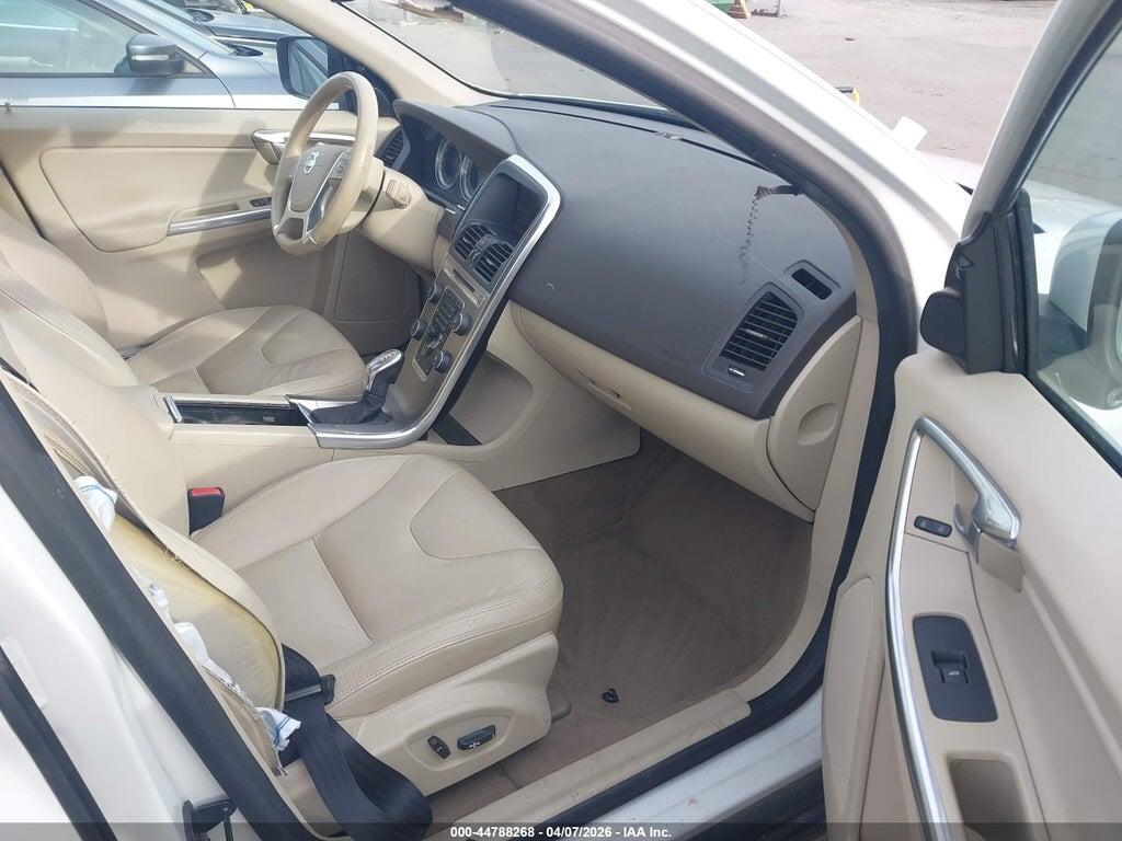 YV4902DZ0D2377219 2013 VOLVO XC60 photo no. 5