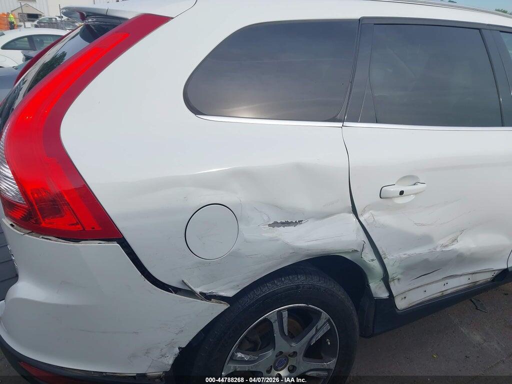 YV4902DZ0D2377219 2013 VOLVO XC60 photo no. 6