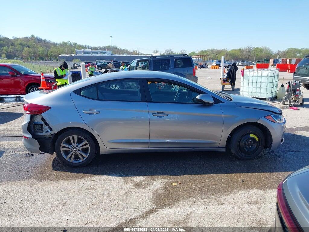 5NPD84LF0HH046766 2017 HYUNDAI ELANTRA photo no. 12