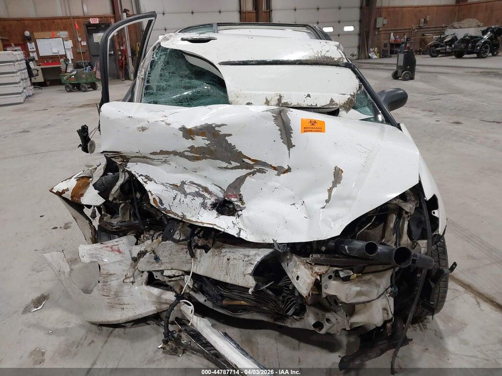 2HGES16324H577381 2004 HONDA CIVIC photo no. 11