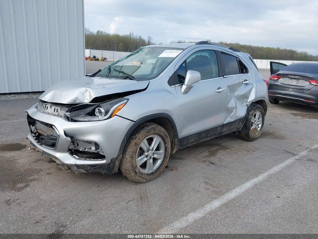 3GNCJLSB1JL303374 2018 CHEVROLET TRAX photo no. 2