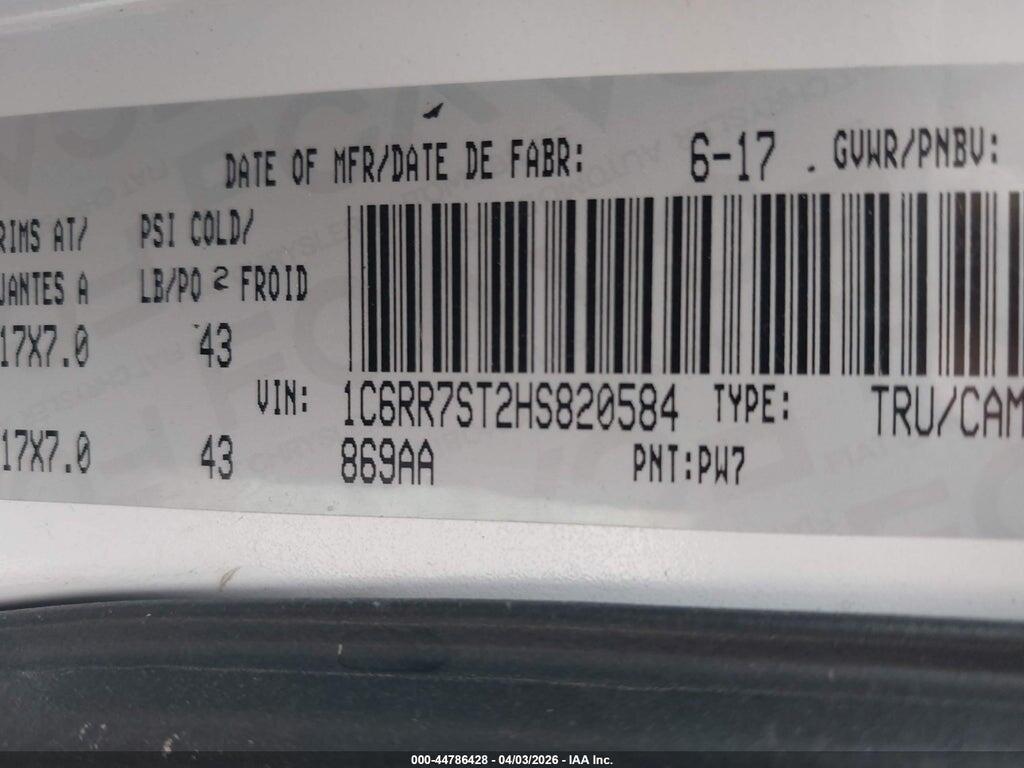 1C6RR7ST2HS820584 2017 RAM 1500 photo no. 9