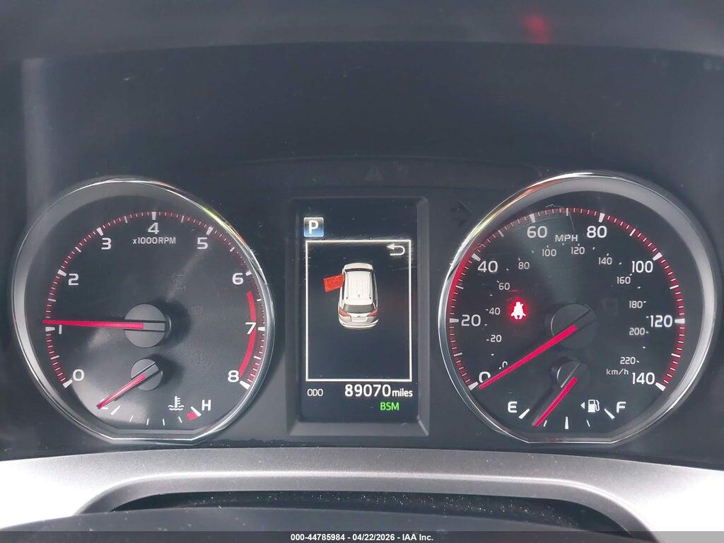 JTMJFREV0JJ227602 2018 TOYOTA RAV4 photo no. 7