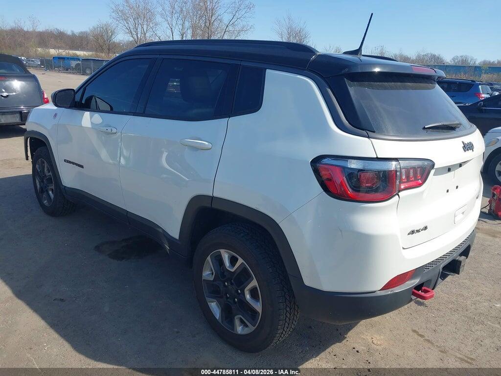 3C4NJDDB4JT231624 2018 JEEP COMPASS photo no. 3