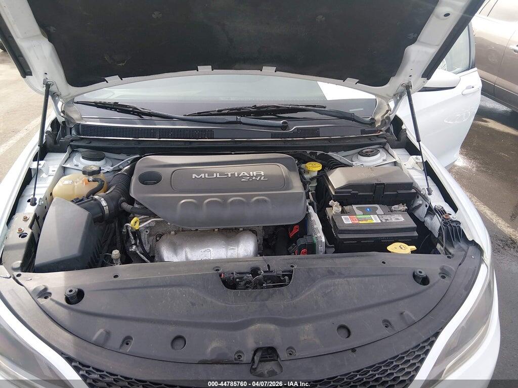 1C3CCCAB7FN677326 2015 CHRYSLER 200 photo no. 10