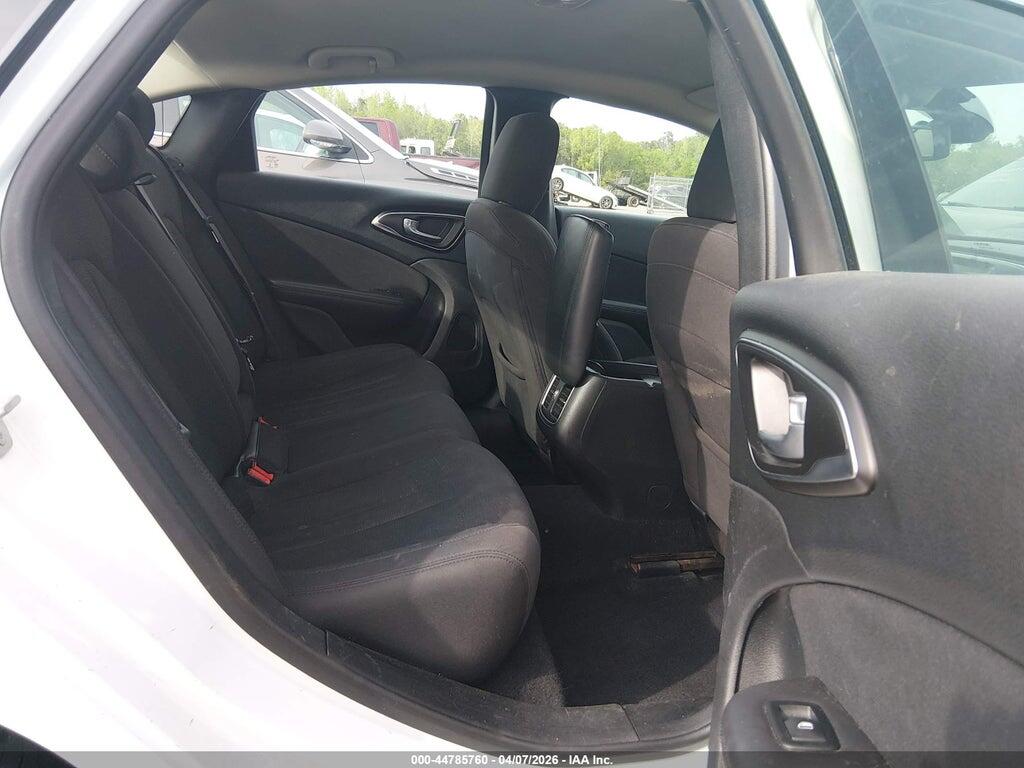 1C3CCCAB7FN677326 2015 CHRYSLER 200 photo no. 8
