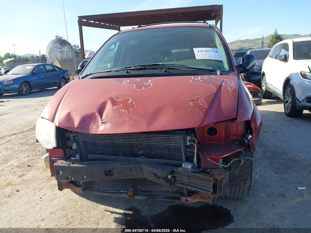 2C4GP44R35R543253 2005 CHRYSLER TOWN & COUNTRY photo no. 6