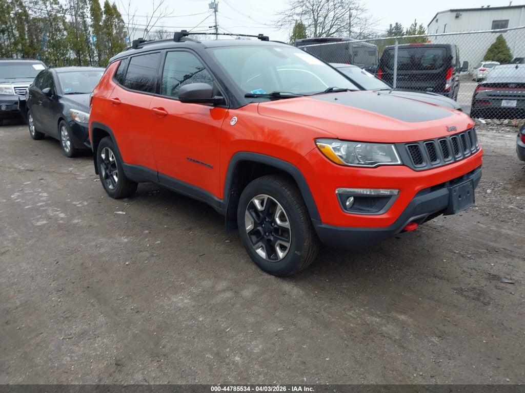 3C4NJDDB5JT116305 2018 JEEP COMPASS photo no. 1