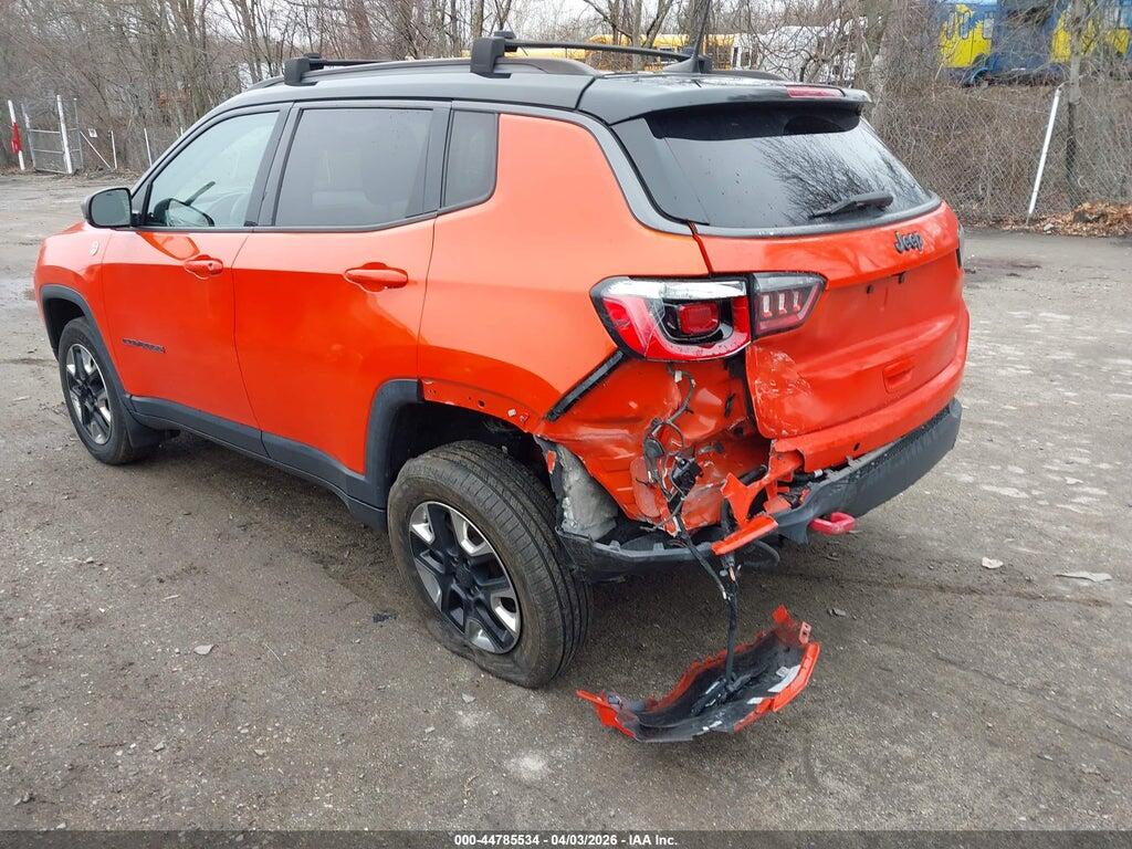3C4NJDDB5JT116305 2018 JEEP COMPASS photo no. 3