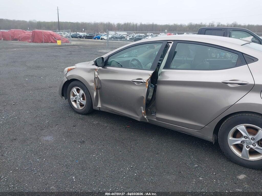 5NPDH4AE9EH537553 2014 HYUNDAI ELANTRA photo no. 6