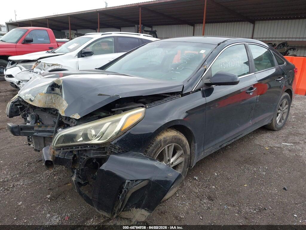 5NPE24AF4FH160761 2015 HYUNDAI SONATA photo no. 2