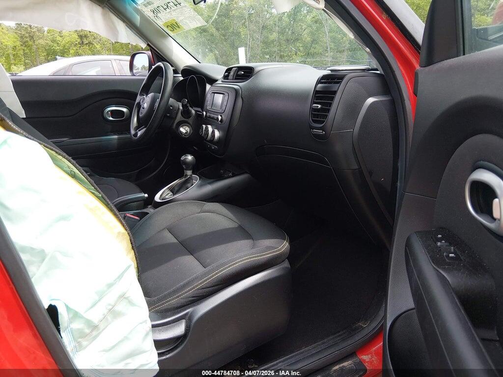 KNDJP3A54G7833684 2016 KIA SOUL photo no. 5