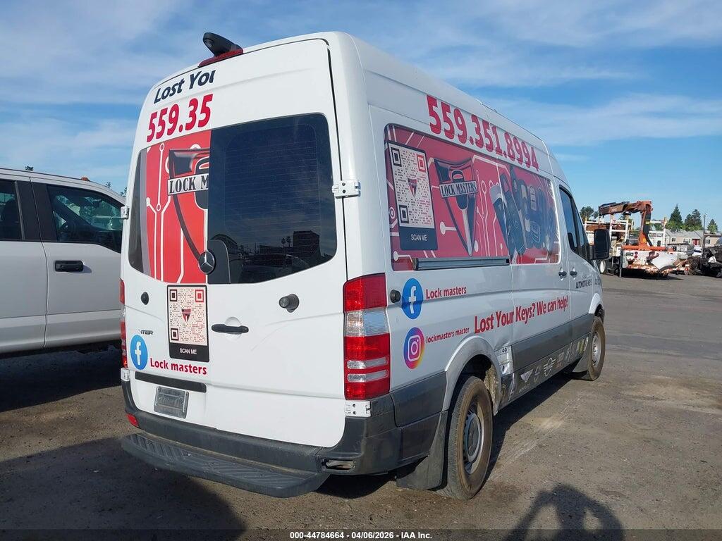 WDYPE7CD0HP376812 2017 FREIGHTLINER SPRINTER 2500 photo no. 4