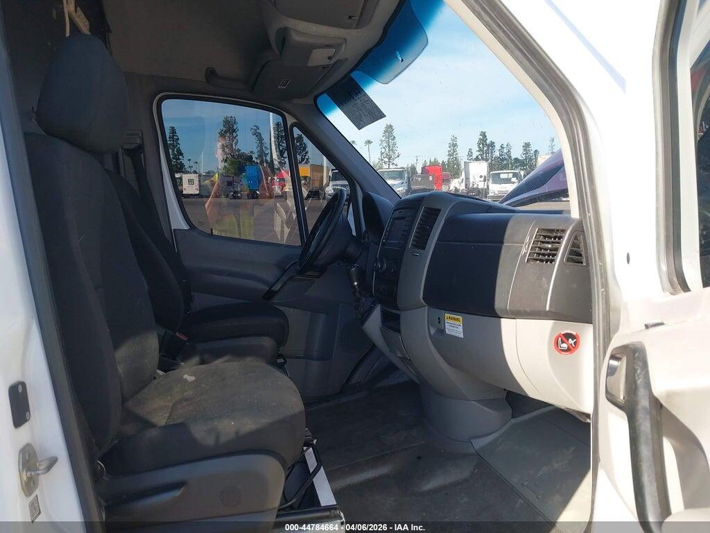 WDYPE7CD0HP376812 2017 FREIGHTLINER SPRINTER 2500 photo no. 5