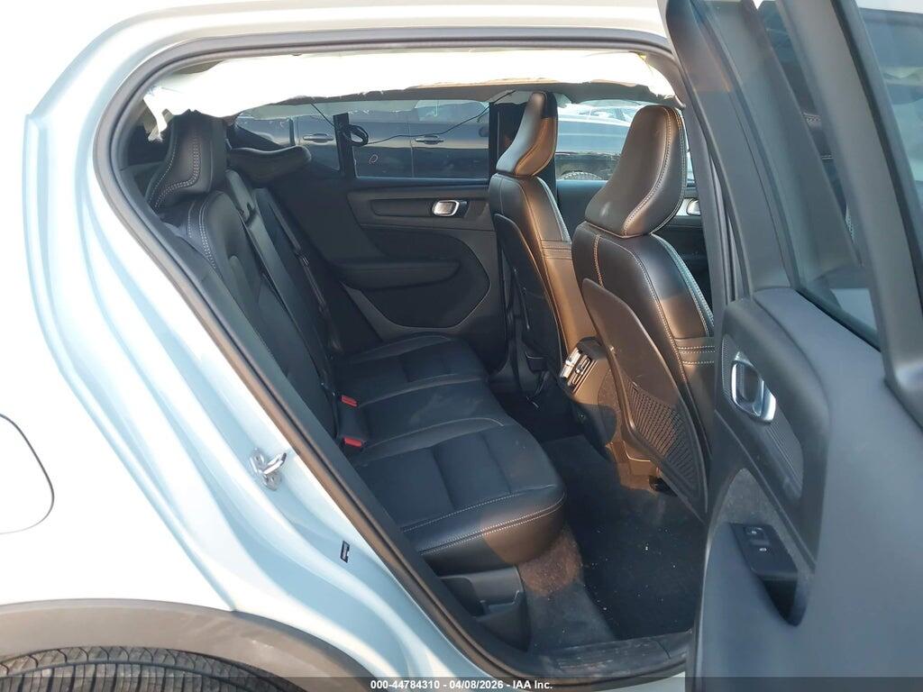 YV4162UK3K2127372 2019 VOLVO XC40 photo no. 8