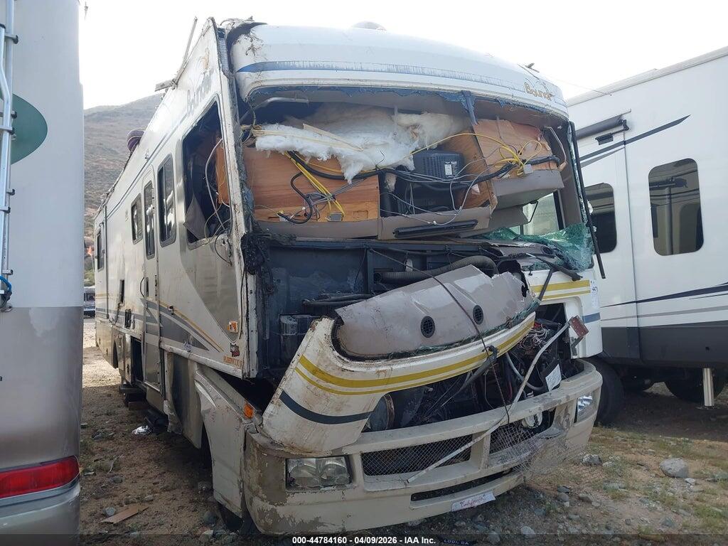 5B4MP67G833360452 2003 WORKHORSE CUSTOM CHASSIS MOTORHOME CHASSIS photo no. 1