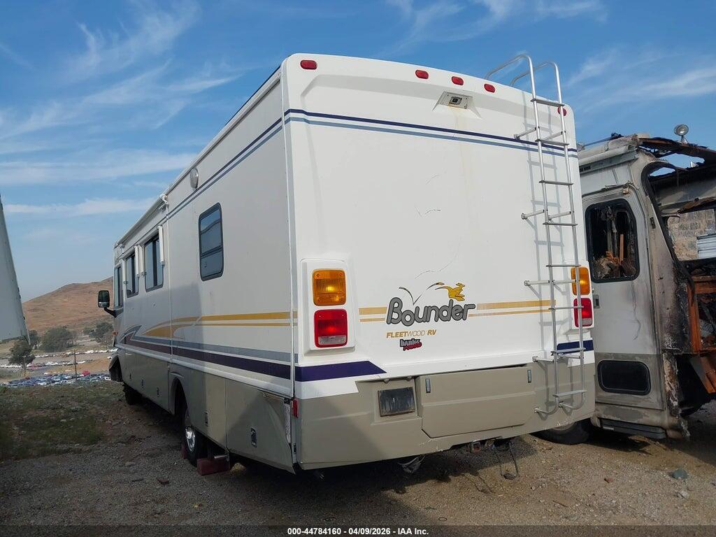 5B4MP67G833360452 2003 WORKHORSE CUSTOM CHASSIS MOTORHOME CHASSIS photo no. 3