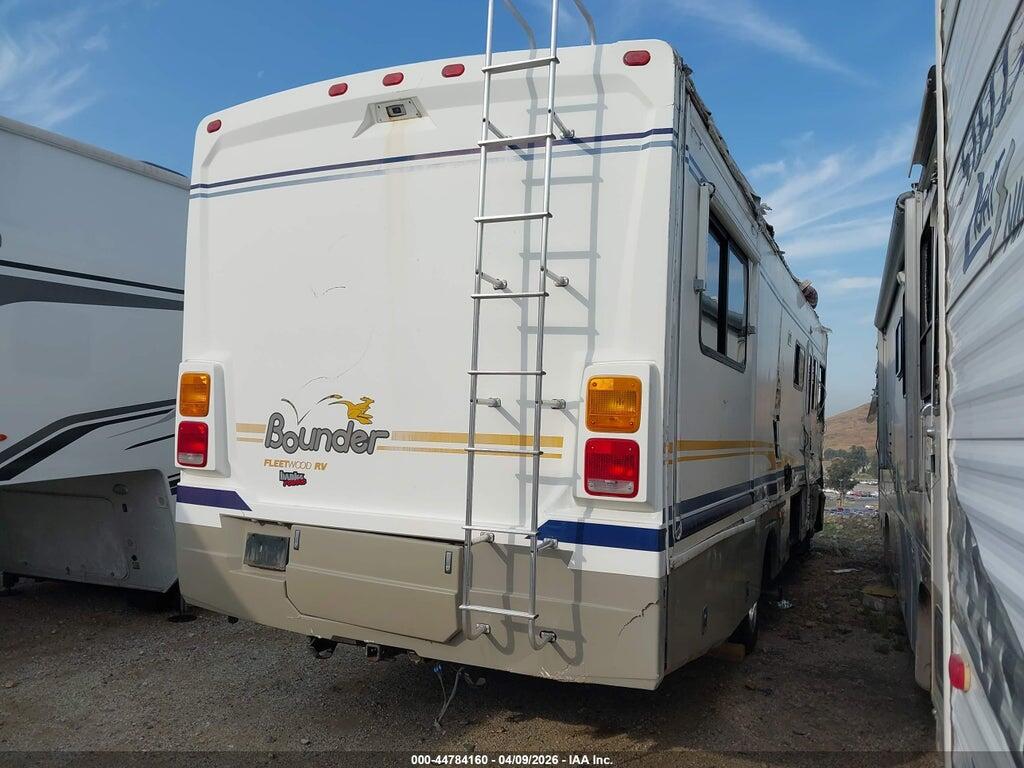 5B4MP67G833360452 2003 WORKHORSE CUSTOM CHASSIS MOTORHOME CHASSIS photo no. 4