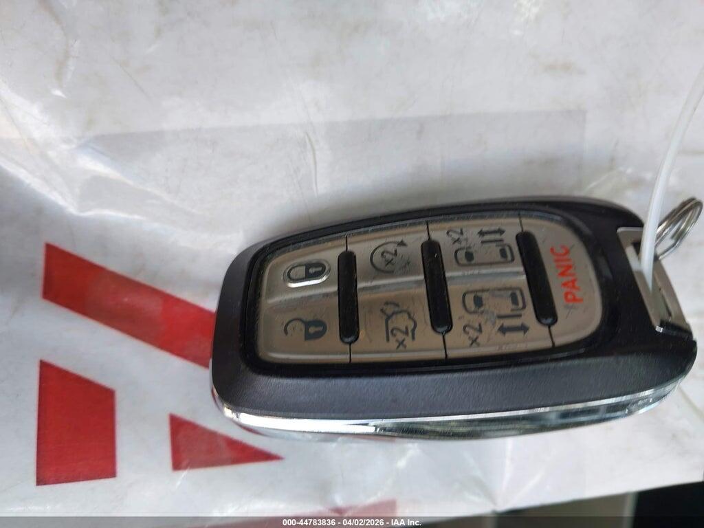 2C4RC1BG0NR188806 2022 CHRYSLER PACIFICA photo no. 11