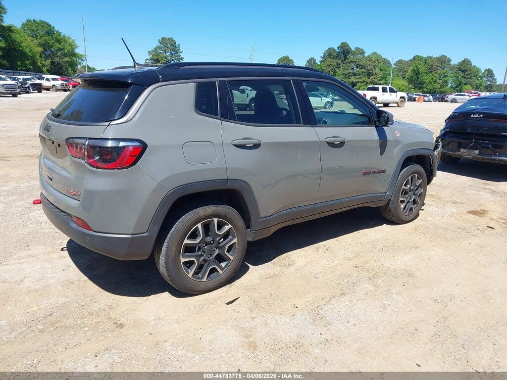 3C4NJDDB9MT574689 2021 JEEP COMPASS photo no. 4