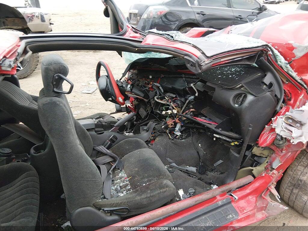 2G2FS22K322117382 2002 PONTIAC FIREBIRD photo no. 5