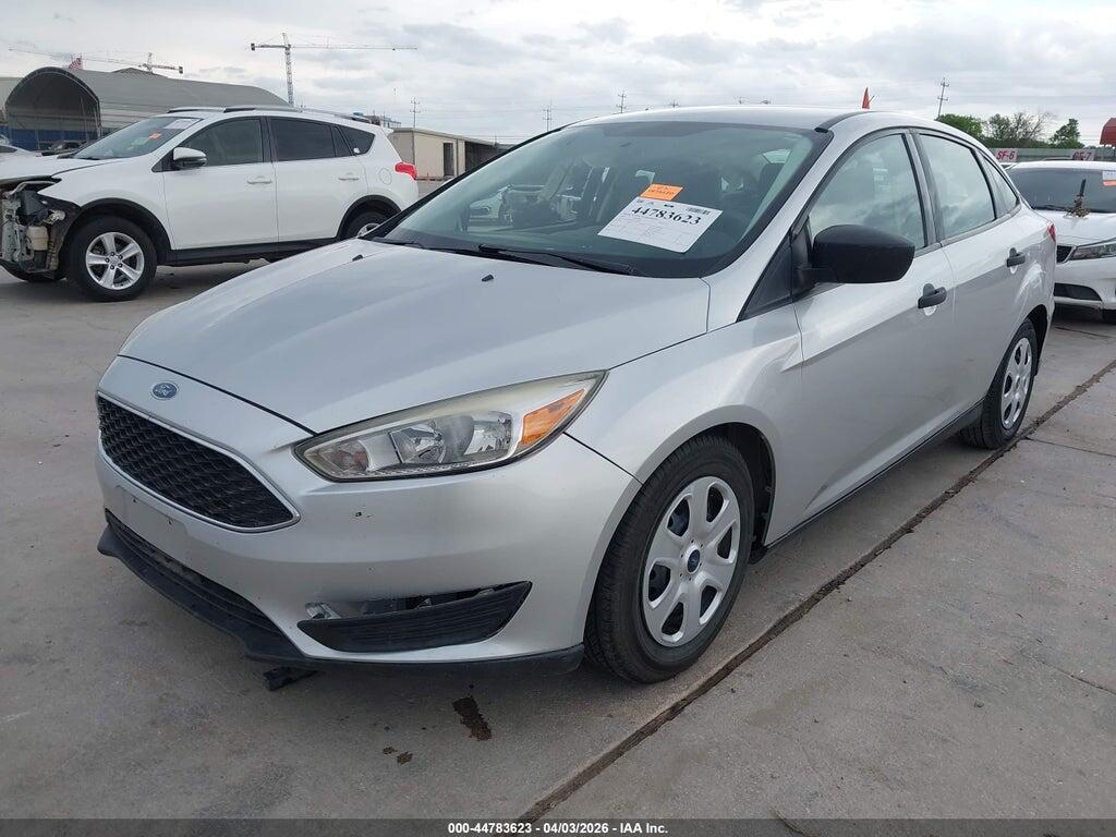 1FADP3E22HL332658 2017 FORD FOCUS photo no. 2
