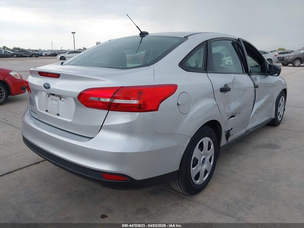 1FADP3E22HL332658 2017 FORD FOCUS photo no. 4