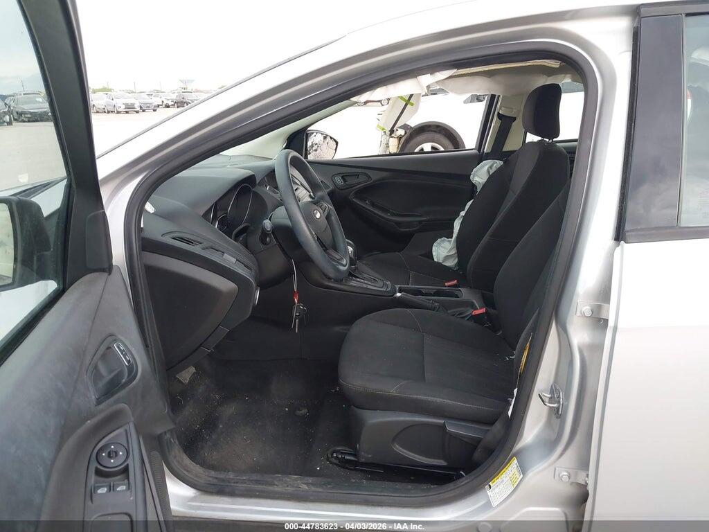 1FADP3E22HL332658 2017 FORD FOCUS photo no. 5
