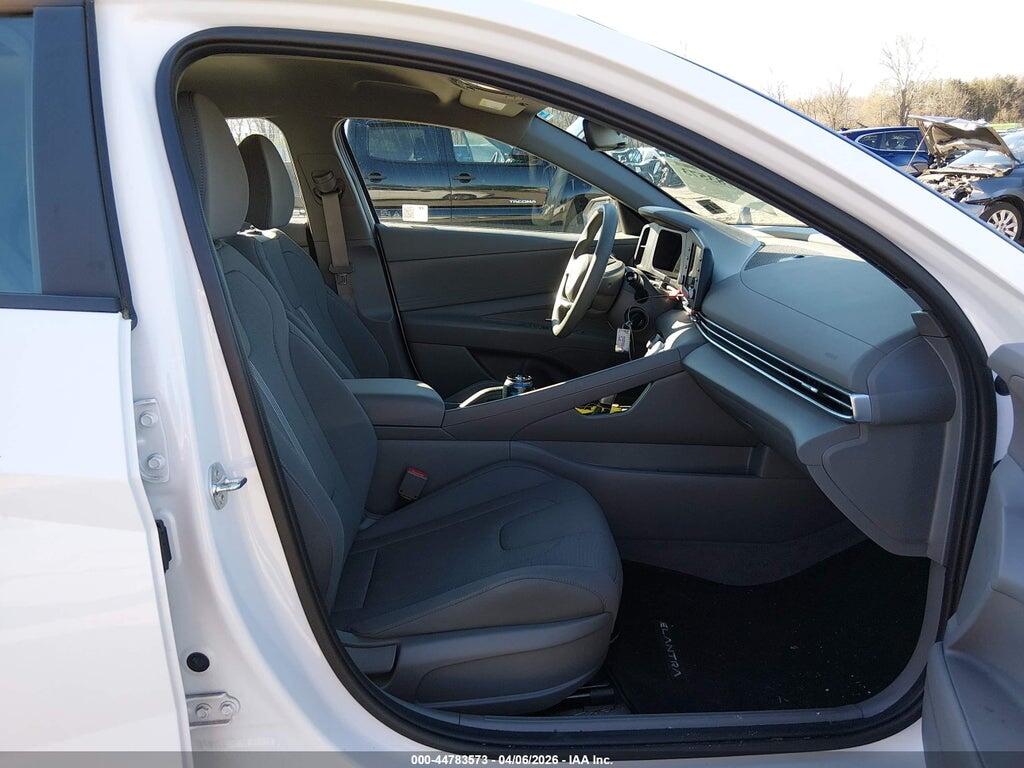 KMHLL4DG0RU650905 2024 HYUNDAI ELANTRA photo no. 5