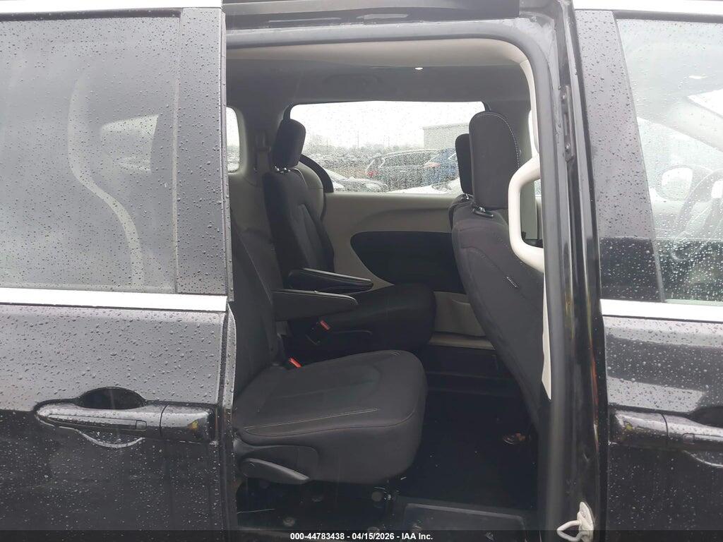 2C4RC1CG4PR520232 2023 CHRYSLER VOYAGER photo no. 8