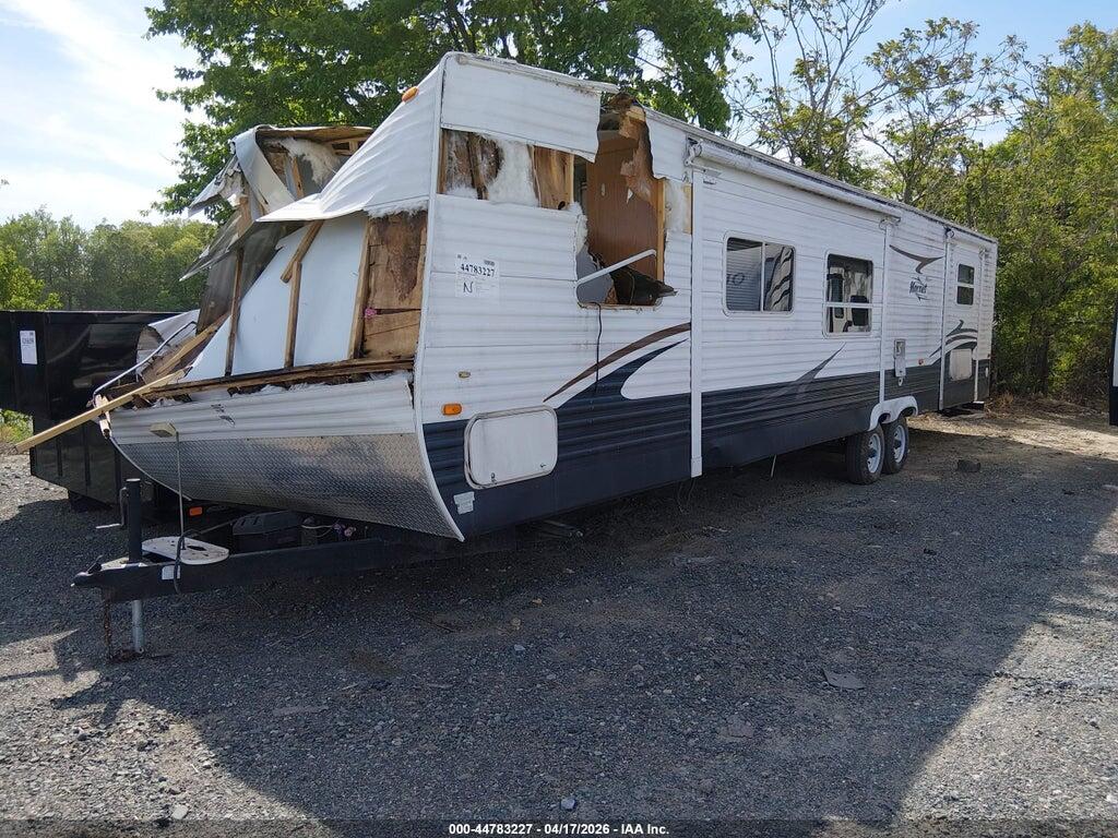 4YDT38D2877201352 2007 KEYSTONE HORNET 38DQDS photo no. 2