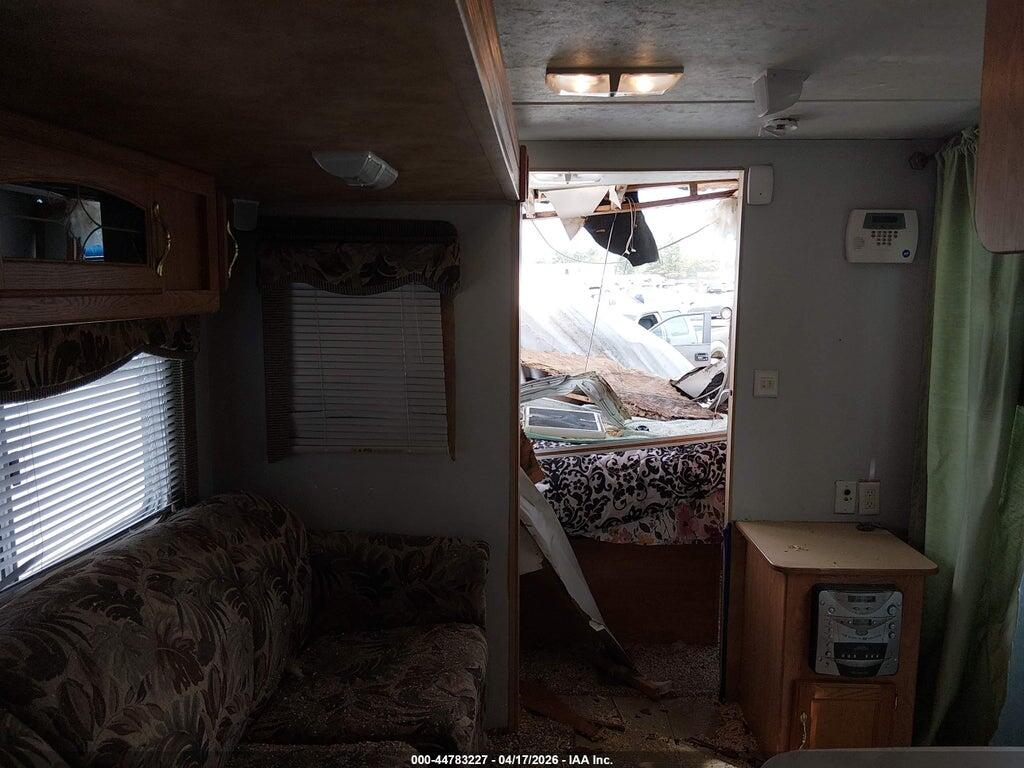 4YDT38D2877201352 2007 KEYSTONE HORNET 38DQDS photo no. 7