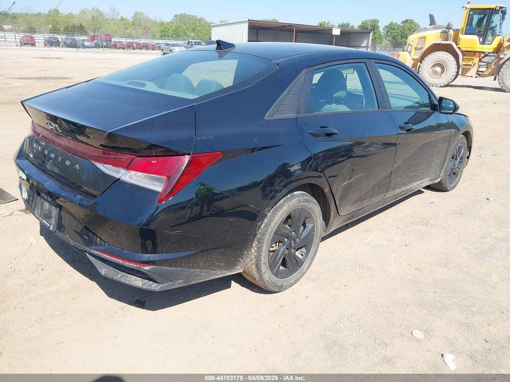 KMHLM4AG5PU452822 2023 HYUNDAI ELANTRA photo no. 4