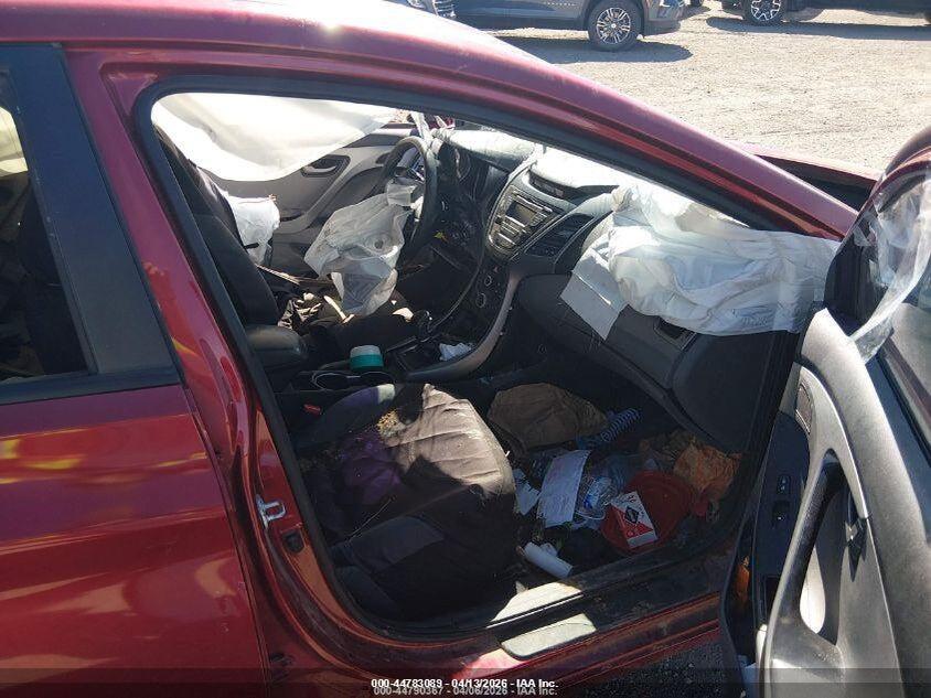 5NPDH4AE1GH714731 2016 HYUNDAI ELANTRA photo no. 5
