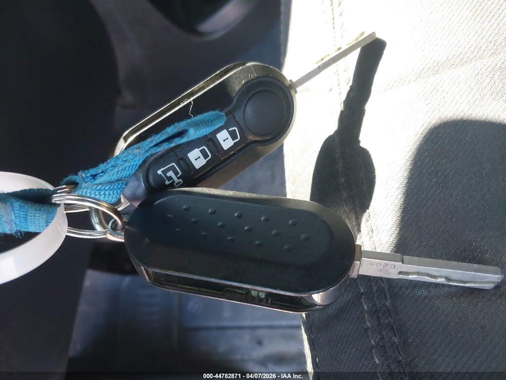 3C6TRVCG6HE529889 2017 RAM PROMASTER 2500 photo no. 11