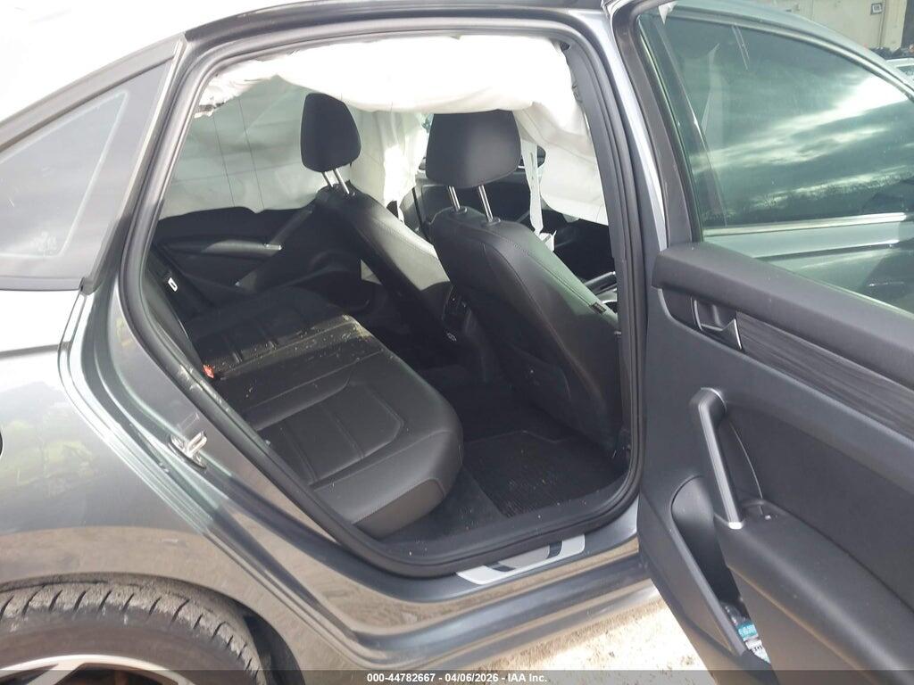 1VWMA7A35MC005924 2021 VOLKSWAGEN PASSAT photo no. 8