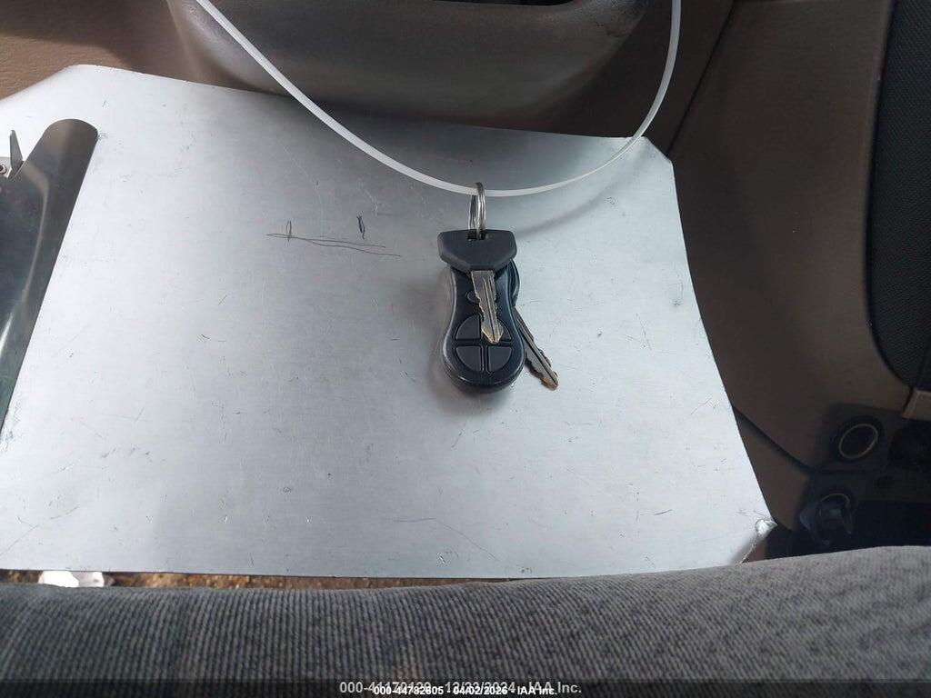 2D4GP34L93R201215 2003 DODGE GRAND CARAVAN photo no. 11
