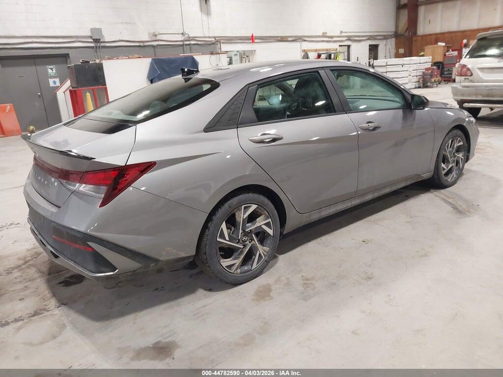 KMHLM4DG2SU961755 2025 HYUNDAI ELANTRA photo no. 4