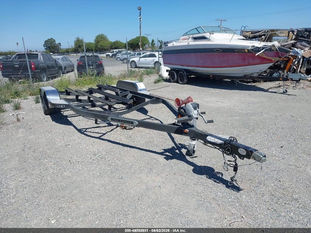 1L8TALPG4HA030072 2017 LEGO BOAT TRAILER photo no. 1