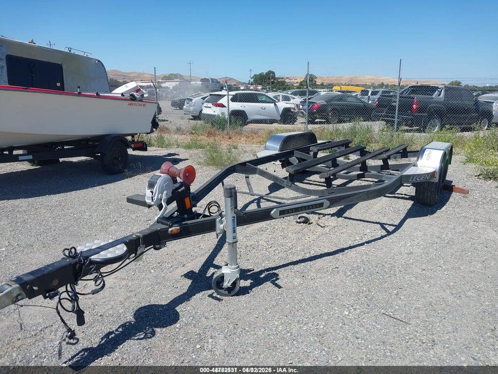 1L8TALPG4HA030072 2017 LEGO BOAT TRAILER photo no. 8
