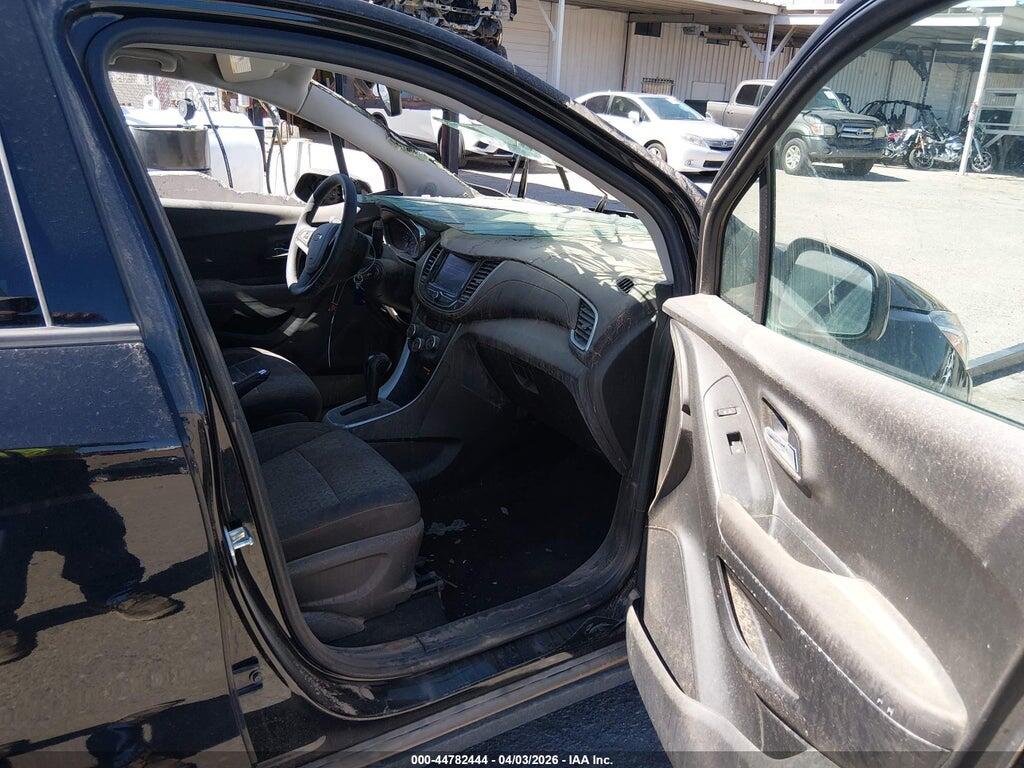 KL7CJKSB8LB088919 2020 CHEVROLET TRAX photo no. 5