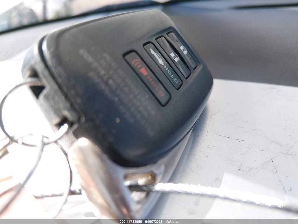 JTHCM1D22G5014352 2016 LEXUS IS 300 photo no. 11