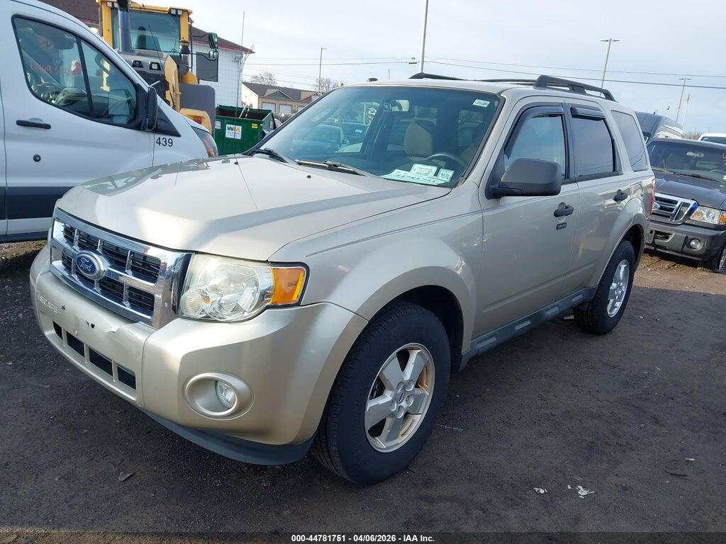 1FMCU0D72BKA03560 2011 FORD ESCAPE photo no. 2